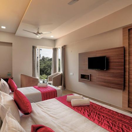Lexus Inn Mysore Exterior photo