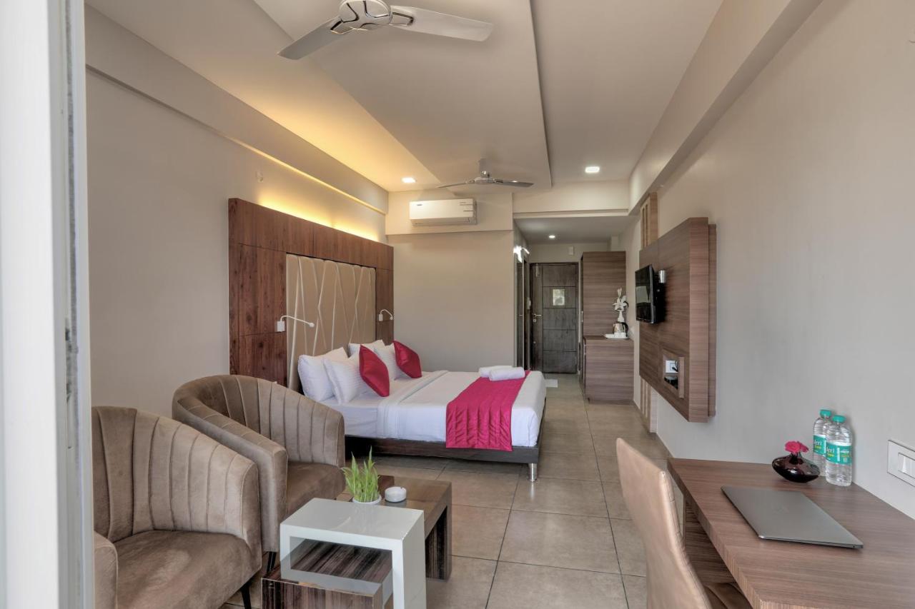 Lexus Inn Mysore Exterior photo